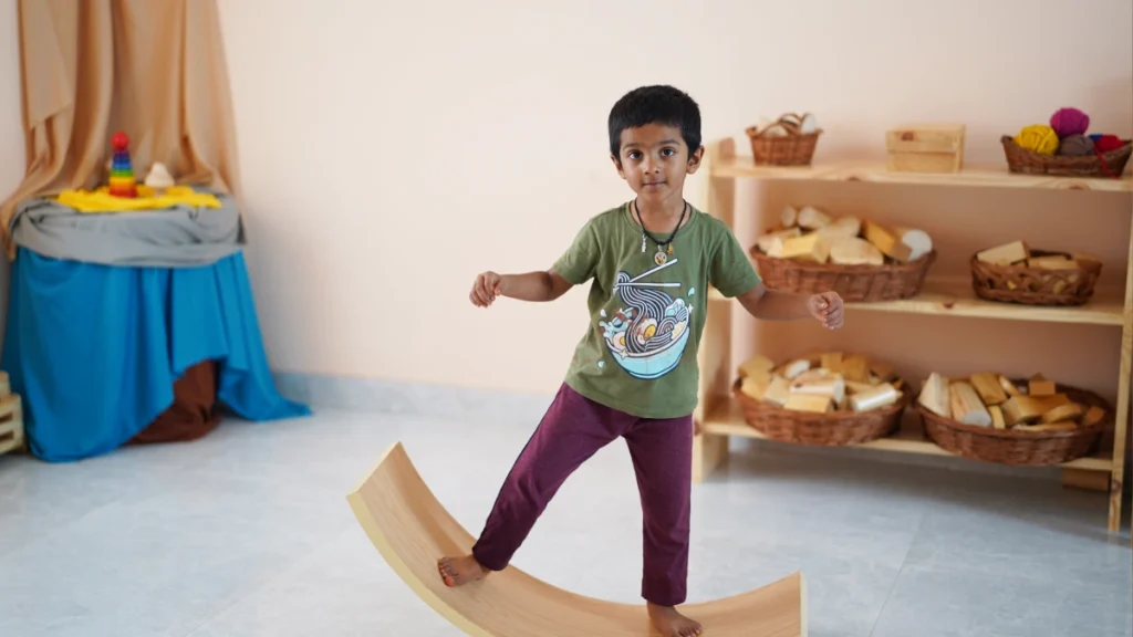 kids playing in thraya school
