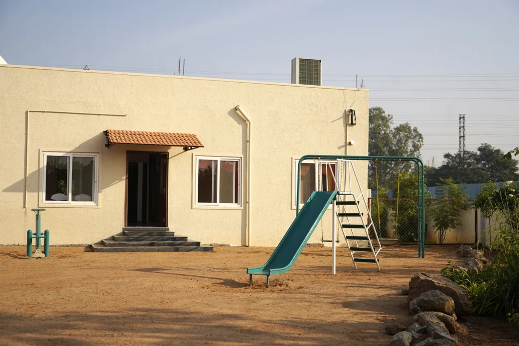 Thraya campus garden